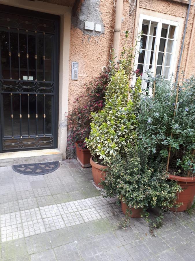 Tra Gianicolo E Trastevere Rome Bagian luar foto